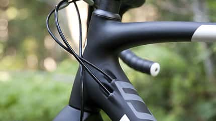 RB-2013-Specialized-Crux-Expert-Carbon-Disc-cyclocross-bike-Rahmen-draussen-nils (jpg) RB-2013-Specialized-Crux-Expert-Carbon-Disc-cyclocross-bike-Rahmen-draussen-nils (jpg)