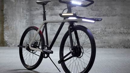 UB-E-Bike-Prototyp-Denny-Action-Beleuchtung (jpg) UB-E-Bike-Prototyp-Denny-Action-Beleuchtung (jpg)