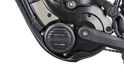 mb-1018-e-all-mountain-and-enduro-test-giant-detail-2 (jpg) mb-1018-e-all-mountain-and-enduro-test-giant-detail-2 (jpg)