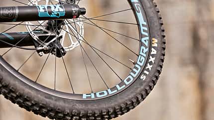 mb-1117-bike-highlights-cannondale-jekyll-1-detail-3 (jpg) mb-1117-bike-highlights-cannondale-jekyll-1-detail-3 (jpg)