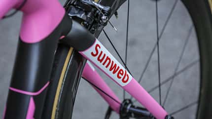 rb-Giant-Dumoulin-Pink-002-Giro-2017 (jpg) rb-Giant-Dumoulin-Pink-002-Giro-2017 (jpg)
