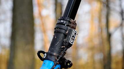 mb-0417-centurion-no-pogo-2000-punkt-27-detail-02-andre-schmidt (jpg) mb-0417-centurion-no-pogo-2000-punkt-27-detail-02-andre-schmidt (jpg)