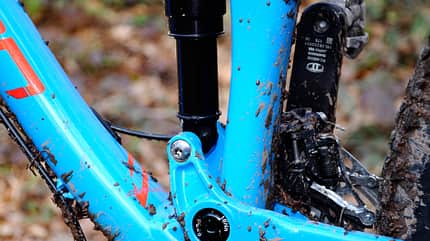mb-0417-centurion-no-pogo-2000-punkt-27-detail-01-andre-schmidt (jpg) mb-0417-centurion-no-pogo-2000-punkt-27-detail-01-andre-schmidt (jpg)