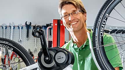 UB-Mechaniker-stratmann-3869_100pc.jpg UB-Mechaniker-stratmann-3869_100pc.jpg