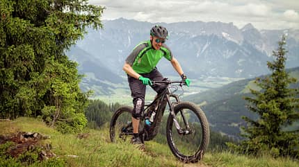 EM-Specialized-Turbo-Levo-FSR-Fahrbilder-Wolfgang-Watzke-specialized_pedal_assist_launch_action_103 (jpg) EM-Specialized-Turbo-Levo-FSR-Fahrbilder-Wolfgang-Watzke-specialized_pedal_assist_launch_action_103 (jpg)
