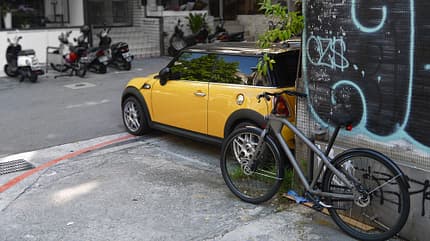 UB-Vanmoof-Elecrified-6-Image (jpg) UB-Vanmoof-Elecrified-6-Image (jpg)