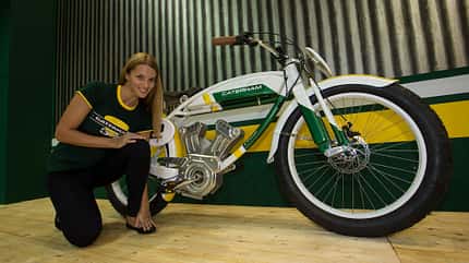 Caterham-E-Bikes Classic und Carbon 22 Caterham-E-Bikes Classic und Carbon 22