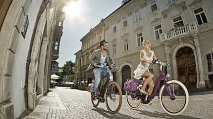ub-kettler-e-bike-pedelec-KETTLER-BERLIN-ROYAL-E-und-LAYANA-E-PLUS-1 (jpg) ub-kettler-e-bike-pedelec-KETTLER-BERLIN-ROYAL-E-und-LAYANA-E-PLUS-1 (jpg)