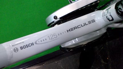 ub_bike_expo_2011_hercules_robert_125_schrift2 (JPG) ub_bike_expo_2011_hercules_robert_125_schrift2 (JPG)