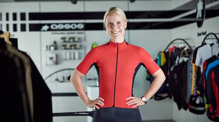 rb-0918-assos-lesertest-portraits-bh-10-Mara-Rasper-003-01 (jpg) rb-0918-assos-lesertest-portraits-bh-10-Mara-Rasper-003-01 (jpg)