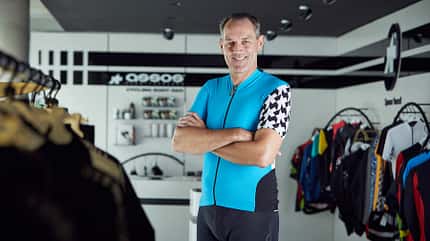 rb-0918-assos-lesertest-portraits-bh-13-Frank-Erbstoefer-002-04 (jpg) rb-0918-assos-lesertest-portraits-bh-13-Frank-Erbstoefer-002-04 (jpg)
