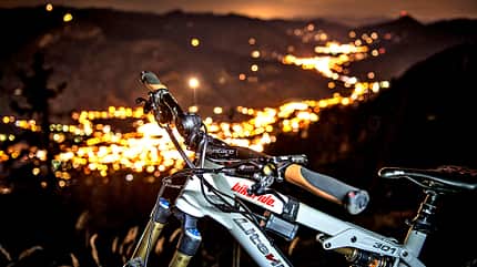 MB-0116-Fahrtechnik-Biken-bei-Nacht-Tipps-001 MB-0116-Fahrtechnik-Biken-bei-Nacht-Tipps-001