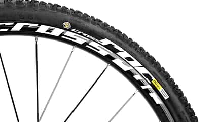 MB-0715-Cannondale-Jekyll-Carbon-2-Detail-DI (jpg)