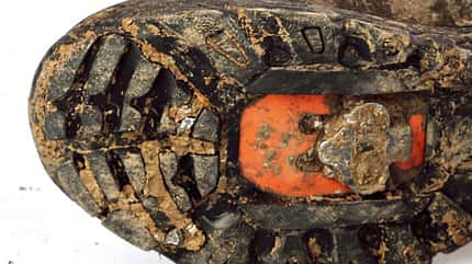 Schuh_1 (jpg) Schuh_1 (jpg)