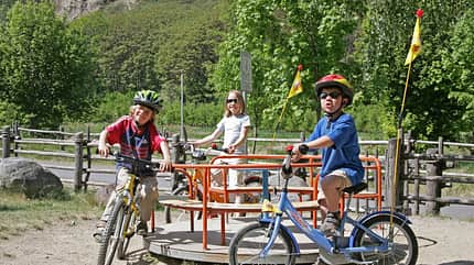 MB-Kinder-MTBs-pd-f-Spielplatz-martin-Haeussermann (jpg) MB-Kinder-MTBs-pd-f-Spielplatz-martin-Haeussermann (jpg)