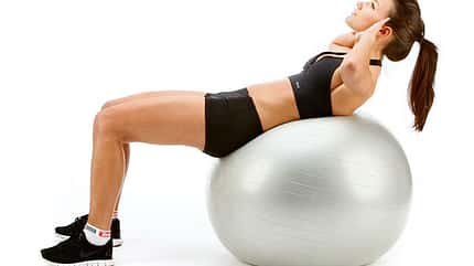 RB-Uebungen-Rumpf-Radfahrer-Sit-Ups-Ball-1-Geiger (jpg) RB-Uebungen-Rumpf-Radfahrer-Sit-Ups-Ball-1-Geiger (jpg)