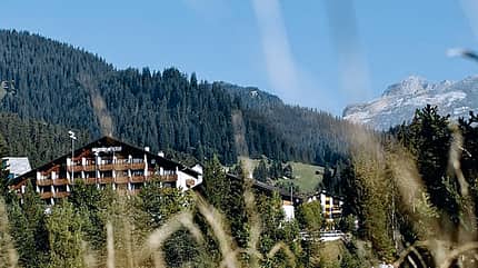 MB 0612 Tour Grischa - Signinahotel MB 0612 Tour Grischa - Signinahotel