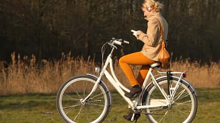 MB Fahrrad-Bußgeldkatalog Smartphone Musik MB Fahrrad-Bußgeldkatalog Smartphone Musik