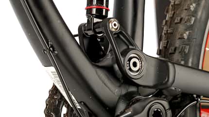 mb-0518-megatest-tourenfullys-centurion-detail-1 (jpg) mb-0518-megatest-tourenfullys-centurion-detail-1 (jpg)