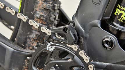 mb-0418-test-all-mountain-scott-genius-940-detail-1 (jpg) mb-0418-test-all-mountain-scott-genius-940-detail-1 (jpg)