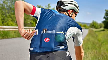 rb-0718-test-sommertrikots-detail-bh
