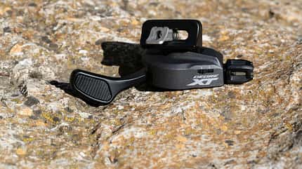 MB Shimano XT 2019 M8100 Schalthebel Umwerfer MB Shimano XT 2019 M8100 Schalthebel Umwerfer