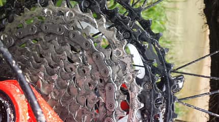 MB Shimano XT 2019 M8100 Einfach Kette MB Shimano XT 2019 M8100 Einfach Kette