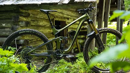 2019,Revelstoke,British Columbia,Giant Reign 29