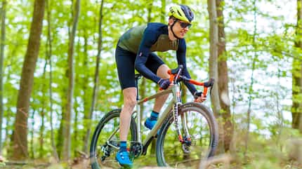 RB 2019 Santini Genio Trikot-Hose-Set RB 2019 Santini Genio Trikot-Hose-Set