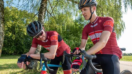 RB1019 E-Rennrad vs. Bio-Bike RB1019 E-Rennrad vs. Bio-Bike
