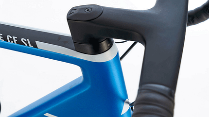Canyon Ultimate CF SL Disc 8.0 Di2 Canyon Ultimate CF SL Disc 8.0 Di2