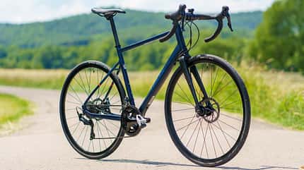 Rennräder unter 1000 Euro im Test Cannondale Cube Felt Stevens Triban Rennräder unter 1000 Euro im Test Cannondale Cube Felt Stevens Triban