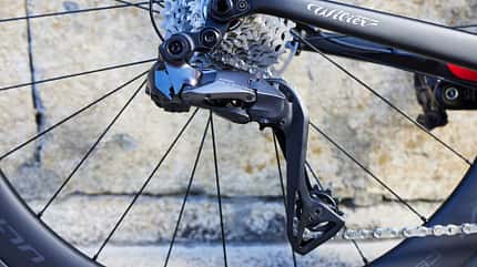 Shimano Dura-Ace R9200 Shimano Ultegra R8100 Shimano Dura-Ace R9200 Shimano Ultegra R8100