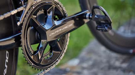 Shimano Dura-Ace R9200 Shimano Ultegra R8100 Shimano Dura-Ace R9200 Shimano Ultegra R8100