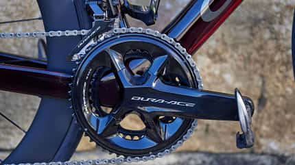 Shimano Dura-Ace R9200 Shimano Ultegra R8100 Shimano Dura-Ace R9200 Shimano Ultegra R8100