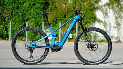 Mb 11/2021: E-MTB Top 25 für 2022 Mb 11/2021: E-MTB Top 25 für 2022