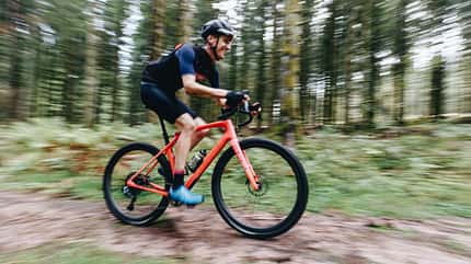 Specialized Diverge STR 2023 Fahrbild in action Specialized Diverge STR 2023 Fahrbild in action