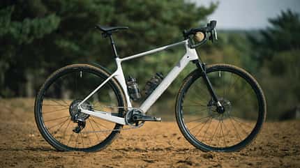 YT Szepter Gravel Bike mit Federgabel YT Szepter Gravel Bike mit Federgabel