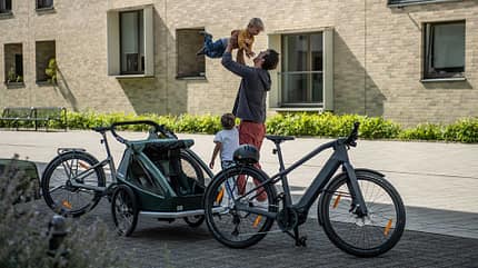 Kindertransport Fahrrad / E-Bike I Image E-Bike mit Croozer Anhänger Kindertransport Fahrrad / E-Bike I Image E-Bike mit Croozer Anhänger