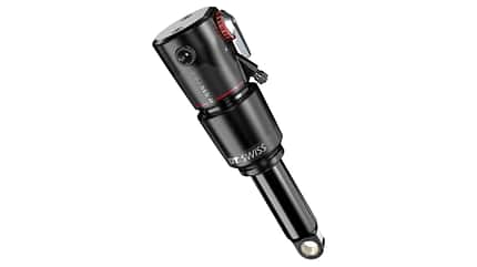 DT Swiss F 353 und R 353 Fahrwerk - Neu für All-Mountain-Bikes DT Swiss F 353 und R 353 Fahrwerk - Neu für All-Mountain-Bikes