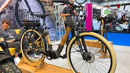 MyBoo BIA E5000 überarbeitetes Citybike aus Bambus MyBoo BIA E5000 überarbeitetes Citybike aus Bambus