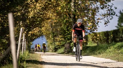 ROADBIKE-Redakteur Eric Gutglück Pinarello Dogma X Italien Rennrad Gravel ROADBIKE-Redakteur Eric Gutglück Pinarello Dogma X Italien Rennrad Gravel