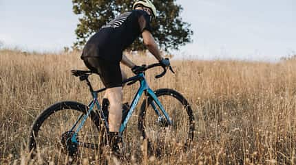 Gravelbike,Merida, Silex,Seitlich von hinten,Actionfoto Gravelbike,Merida, Silex,Seitlich von hinten,Actionfoto