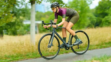 Van Rysel NCR Tiagra,Rennrad,Action, Abfahrt Van Rysel NCR Tiagra,Rennrad,Action, Abfahrt
