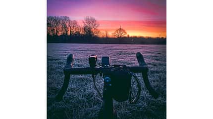 Rapha,Festive 500,Challenge,roter Morgenhimmel Rapha,Festive 500,Challenge,roter Morgenhimmel