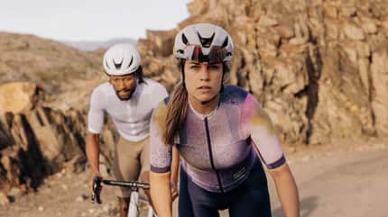 Specialized Propero 4: Der Mittelklassehelm der US-Amerikaner wurde rundum erneuert. Specialized Propero 4: Der Mittelklassehelm der US-Amerikaner wurde rundum erneuert.
