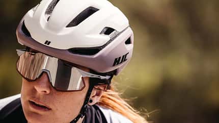 HJC bringt zwei neue Helme auf den Markt: den Ibex 3 und den Valeco 2. HJC bringt zwei neue Helme auf den Markt: den Ibex 3 und den Valeco 2.