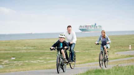 Fahrradfahren an der Nordsee Fahrradfahren an der Nordsee