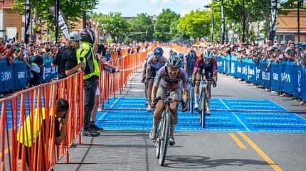 Unbound Gravel 2024 Zielsprint Frauen Unbound Gravel 2024 Zielsprint Frauen