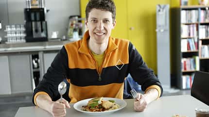 ROADBIKE-Redakteur Moritz Pfeiffer liebt Pasta. ROADBIKE-Redakteur Moritz Pfeiffer liebt Pasta.